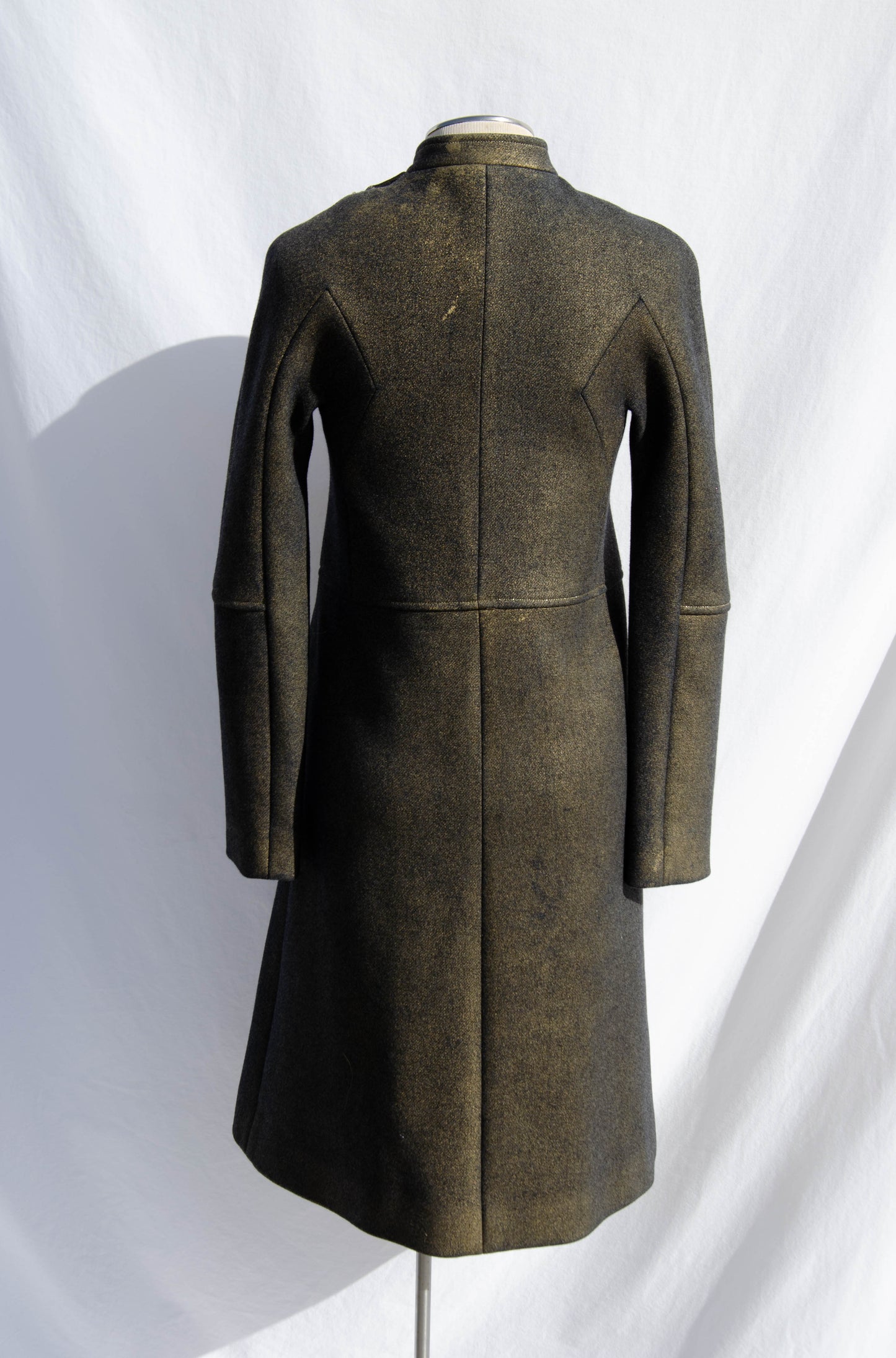 BOTTEGA VENETA PRE FALL 2012 DISTRESSED GOLD COAT