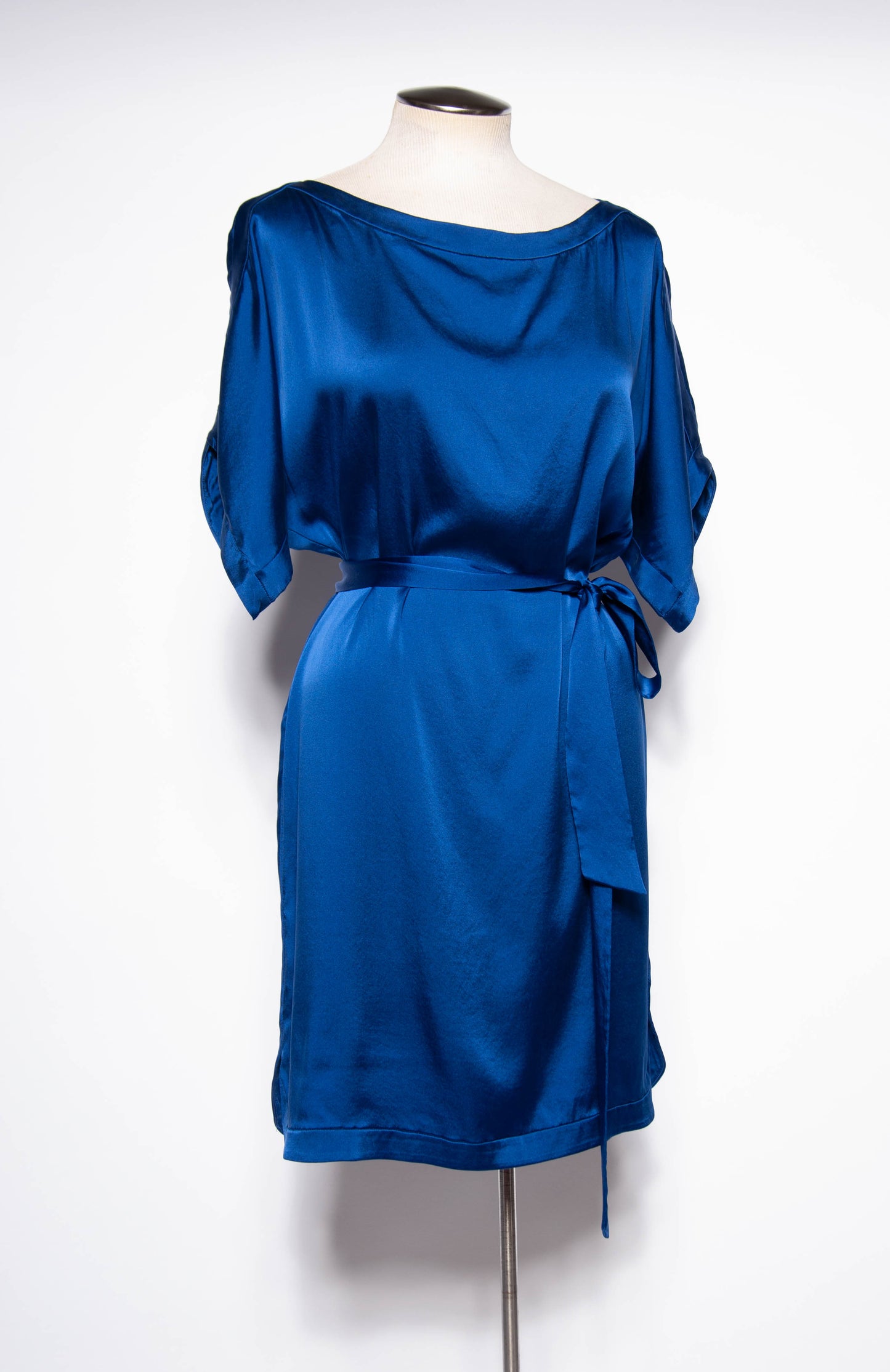 DIANE VON FURSTENBURG MODERN BLUE SILK DRAPED DRESS