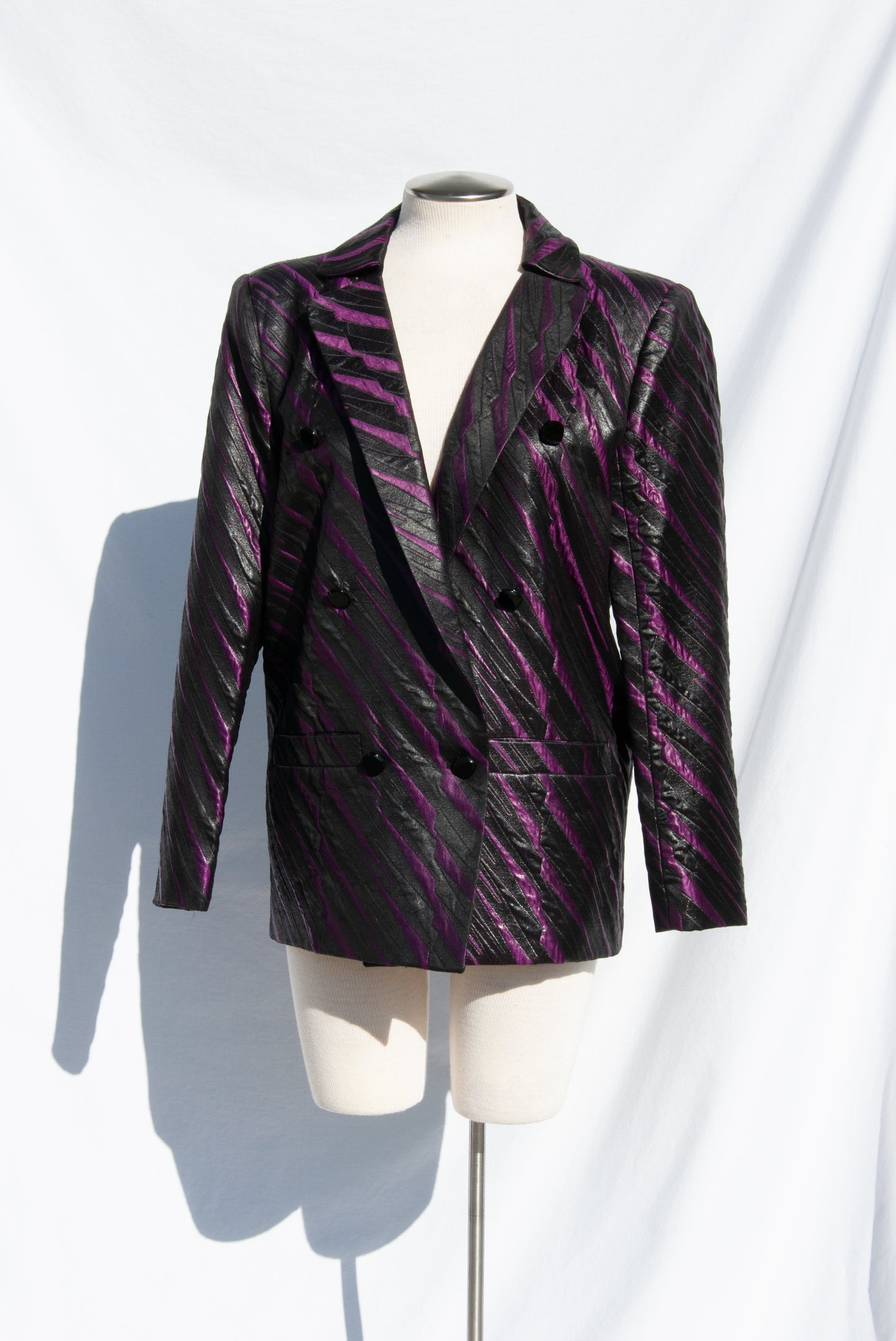 COURREGES VINTAGE PURPLE AND BLACK TEXTURED LIGHTNING PRINT JACKET