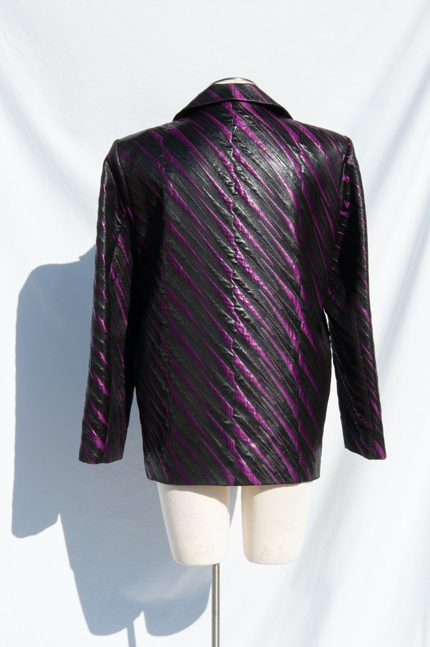 COURREGES VINTAGE PURPLE AND BLACK TEXTURED LIGHTNING PRINT JACKET