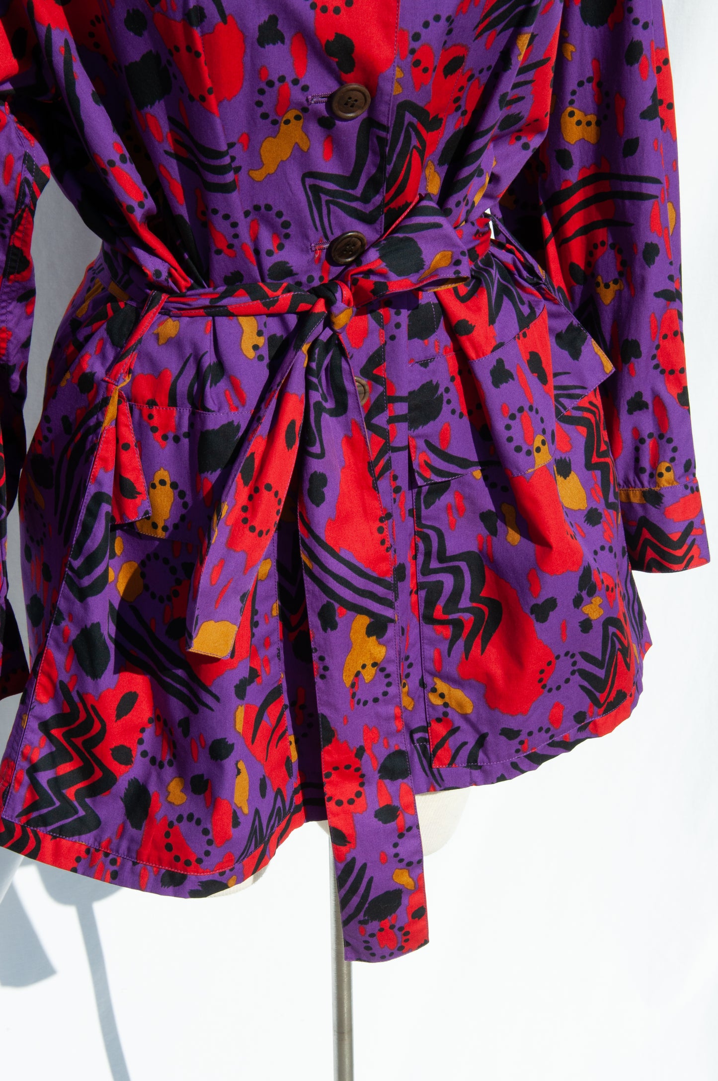 YVES SAINT LAURENT PURPLE AND RED VINTAGE 1990S BELTED COTTON JACKET/SHIRT