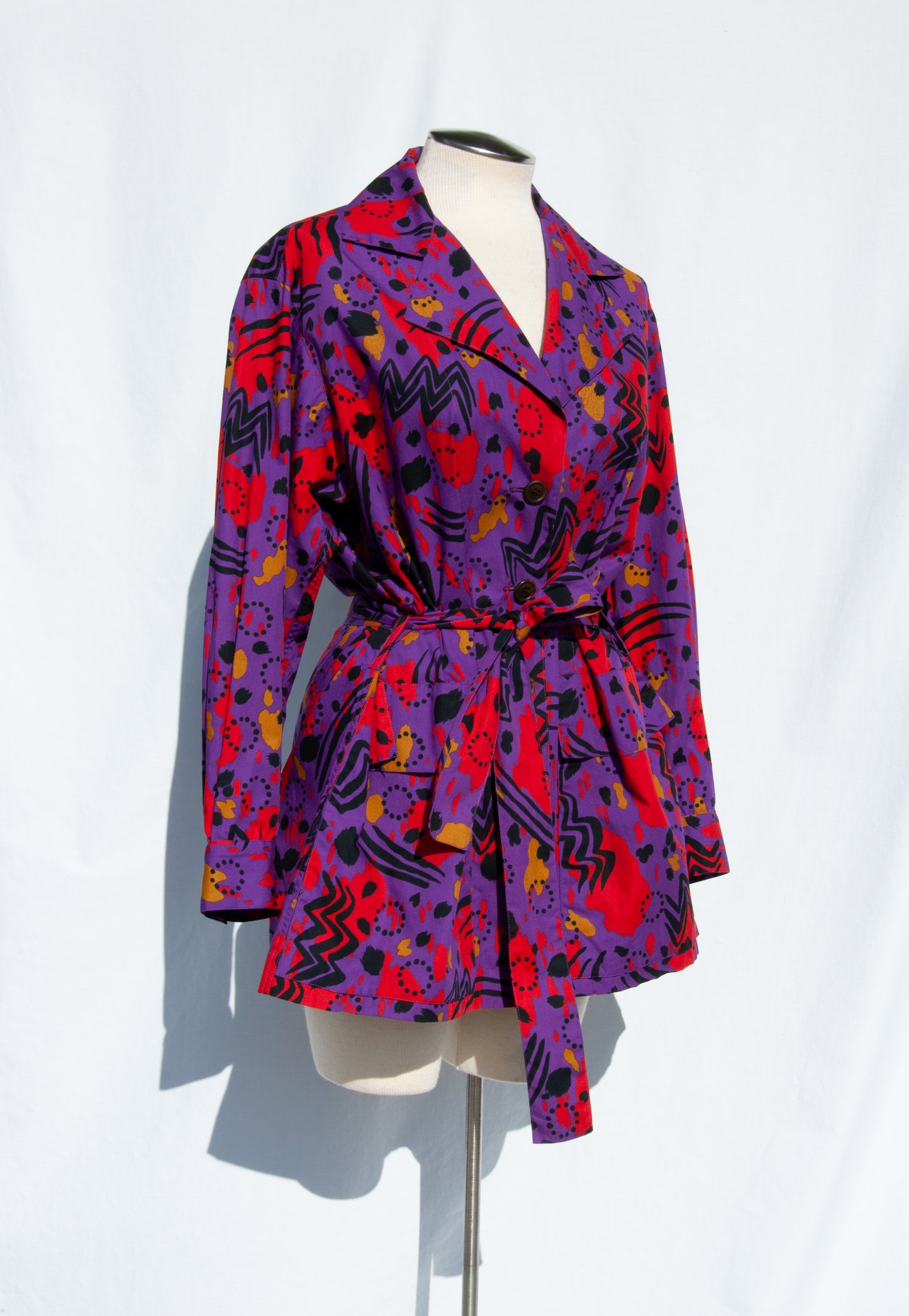 YVES SAINT LAURENT PURPLE AND RED VINTAGE 1990S BELTED COTTON JACKET/SHIRT