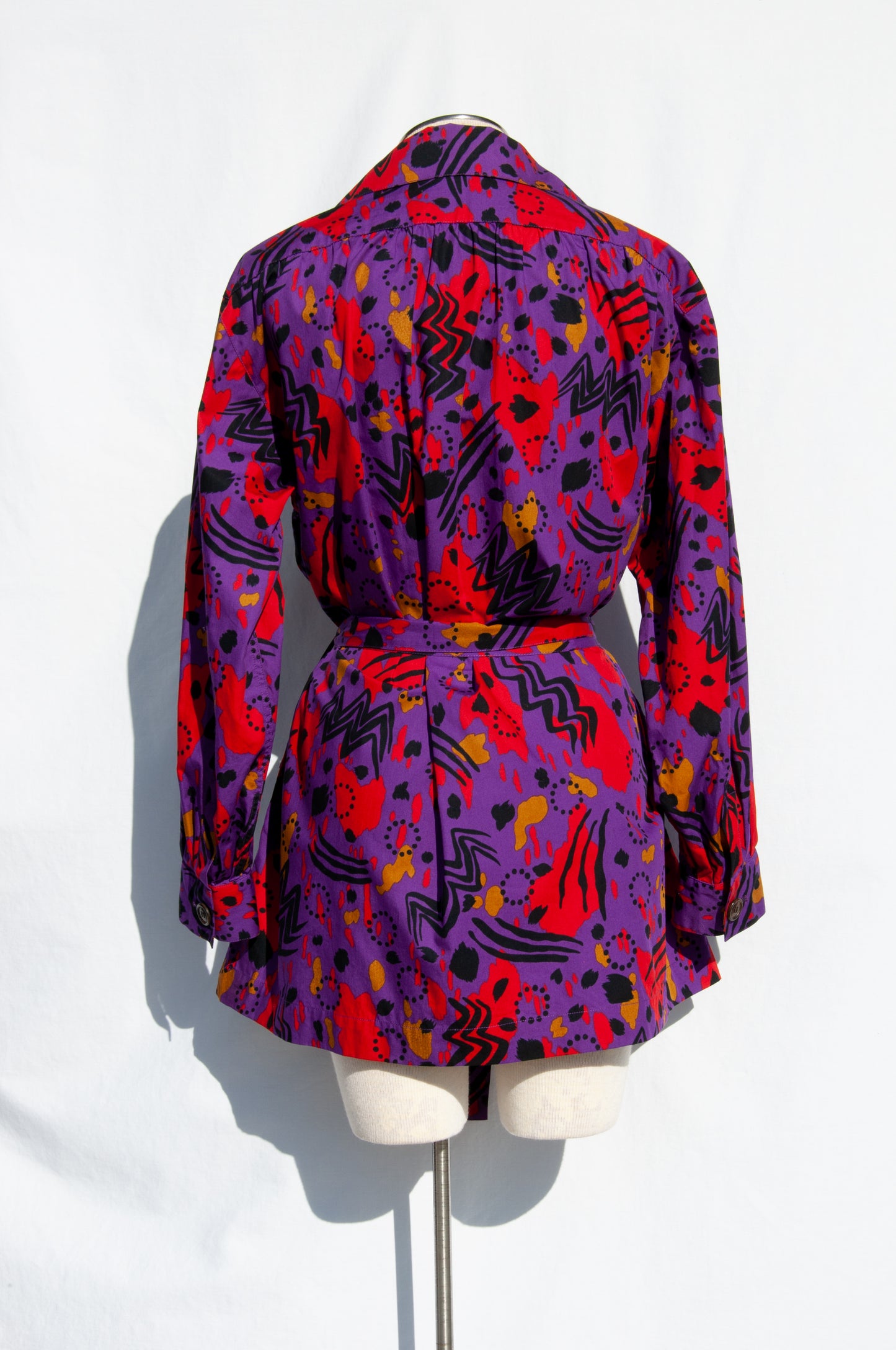 YVES SAINT LAURENT PURPLE AND RED VINTAGE 1990S BELTED COTTON JACKET/SHIRT
