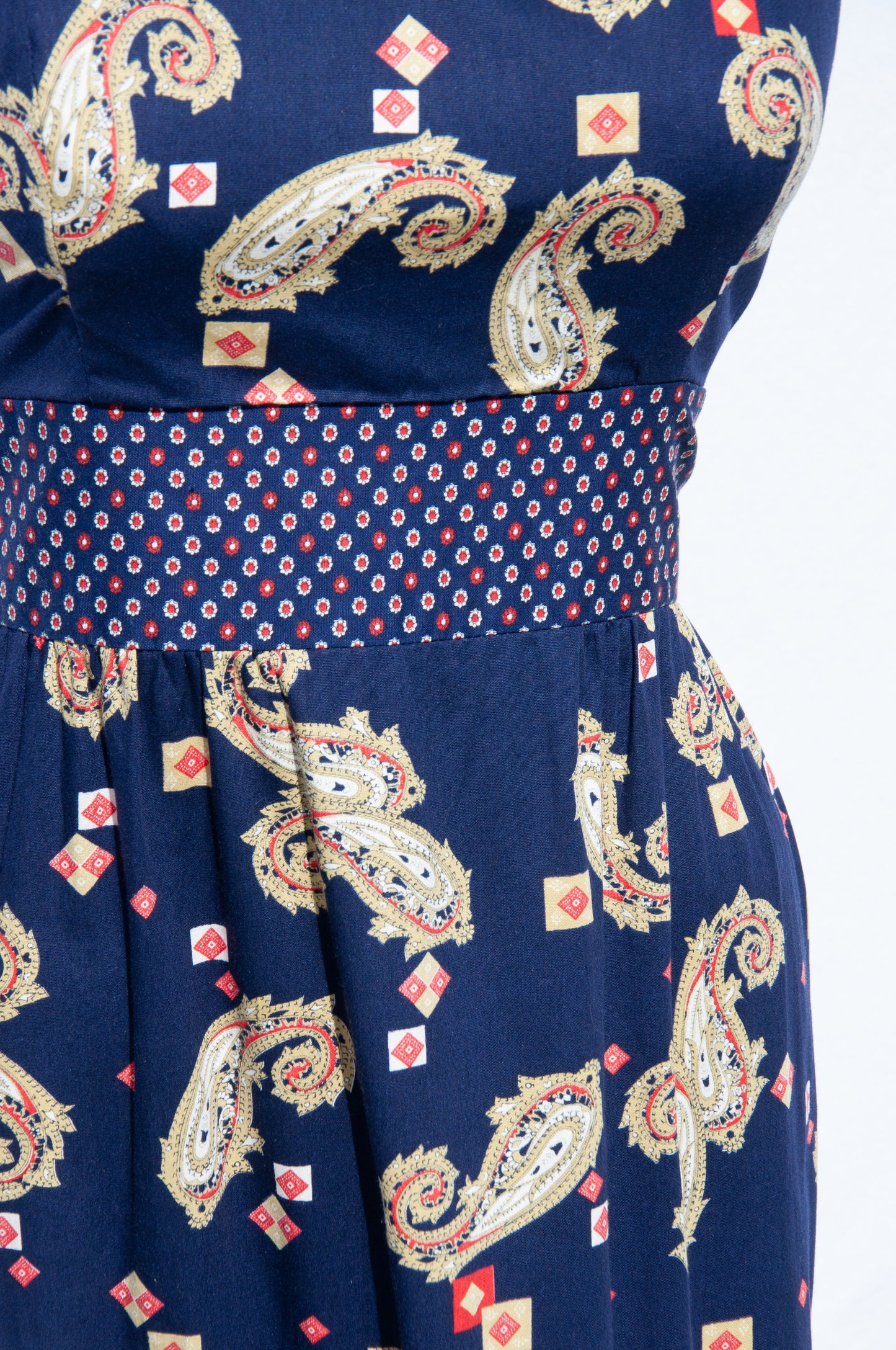 NEIMAN MARCUS 1970S NAVY PAISLEY HALTER NECK DRESS