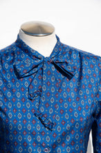 RAGAZZA VINTAGE BLUE AND RED PRINTED PUSSYBOW TOP