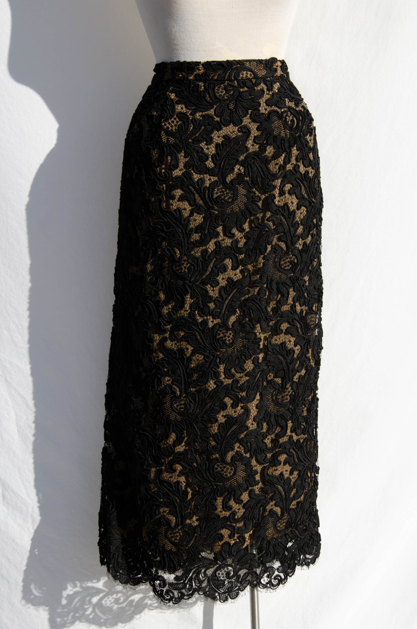 PEGGY JENNINGS VINTAGE BLACK SILK LACE SKIRT