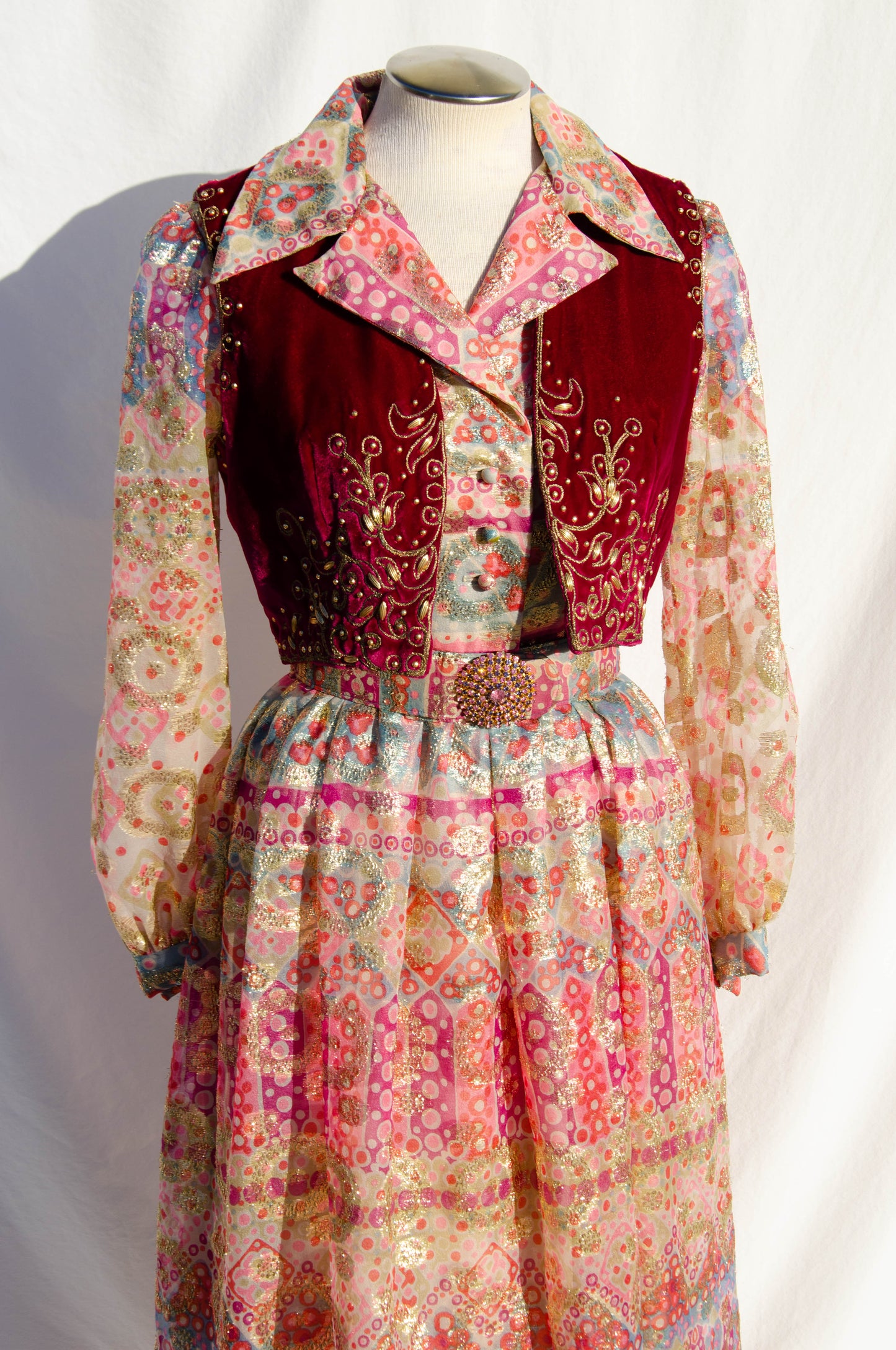 OSCAR DE LA RENTA VINTAGE CA. 1969 MULTICOLOR GOLD METALLIC GOWN