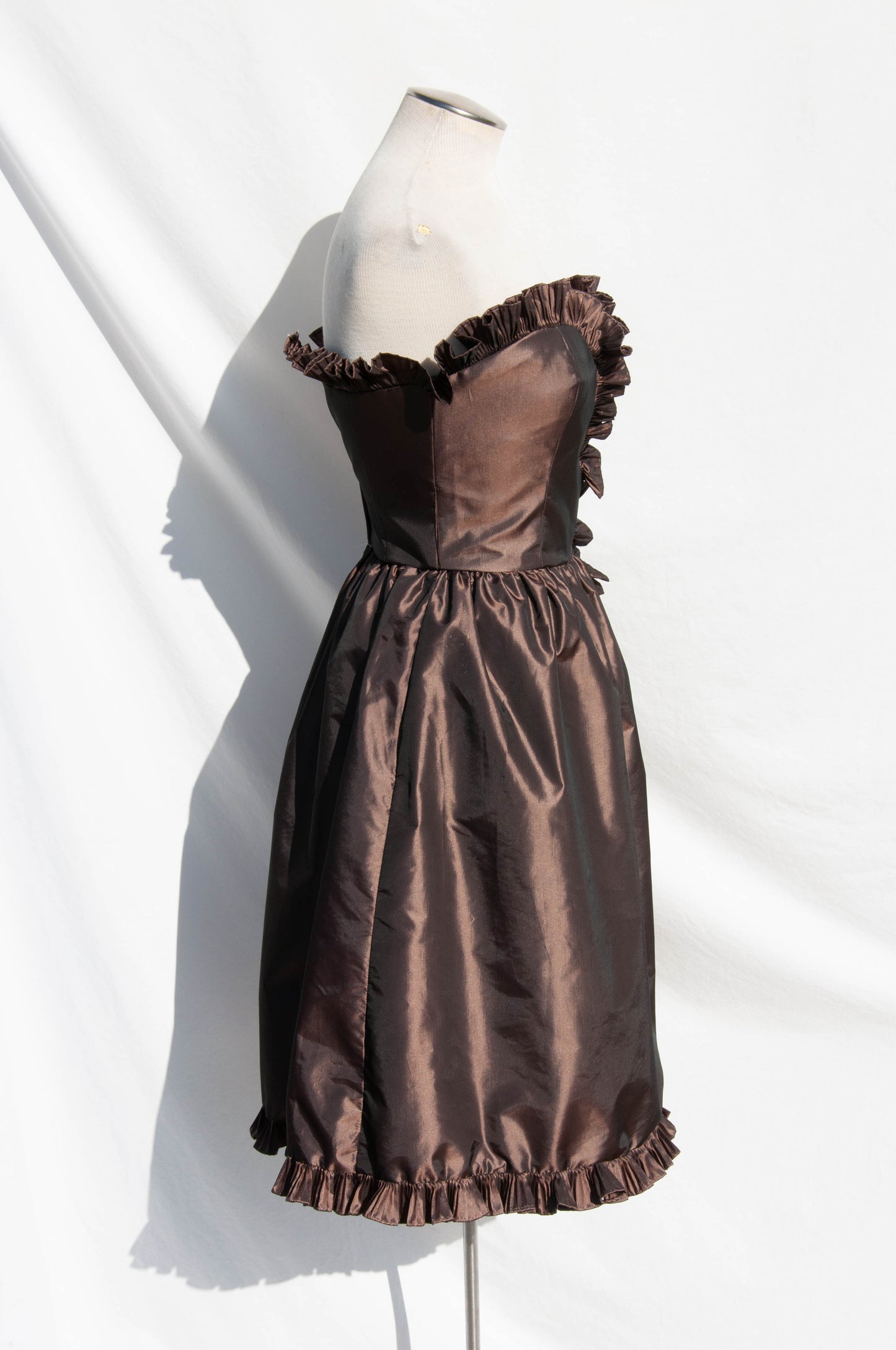 VICTOR COSTA VINTAGE 1980S TAFFETA RUFFLE MINI DRESS
