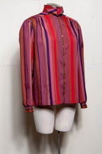SHIP N SHORE 80S RED AND PURPLE STRIPED BLOUSE W MULTI BUTTON COLLAR