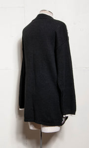 VINTAGE 1990S FLORAL ON BLACK BACKGROUND KNIT TUNIC SWEATER