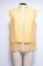 VINTAGE 1960S PALE YELLOW EYELET LACE VEST