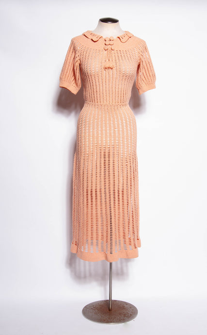 VINTAGE 1930S LIGHT CORAL PINK KNIT DRESS