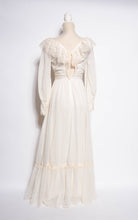 CANDI JONES 1970S GAUZY OFF WHITE LACE GOWN