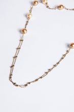 VINTAGE GOLDTONE METAL BRONZE AND CREAM PEARL COSTUME NECKLACE
