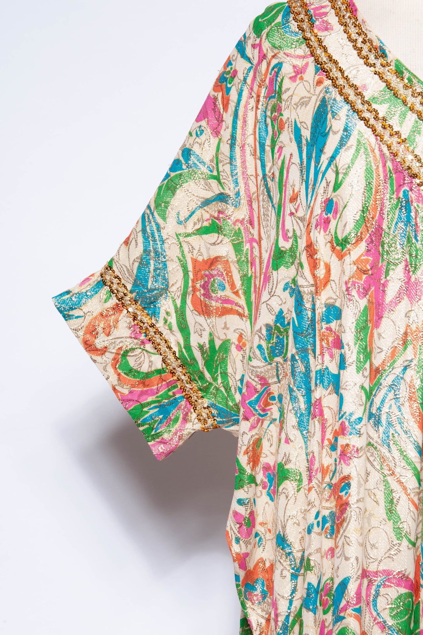LUCIE ANN VINTAGE 1960S METALLIC MULTICOLOR CAFTAN