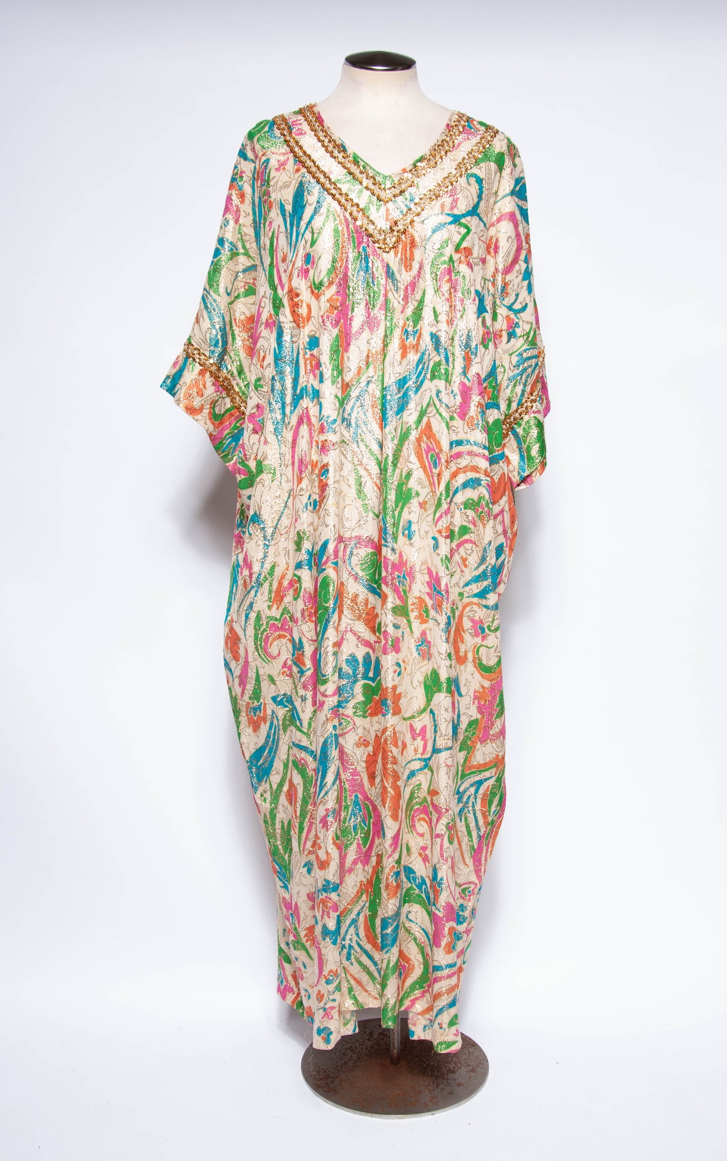 LUCIE ANN VINTAGE 1960S METALLIC MULTICOLOR CAFTAN