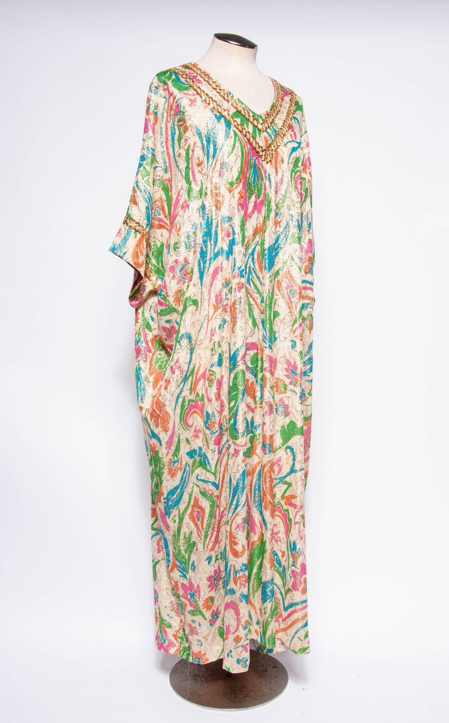LUCIE ANN VINTAGE 1960S METALLIC MULTICOLOR CAFTAN