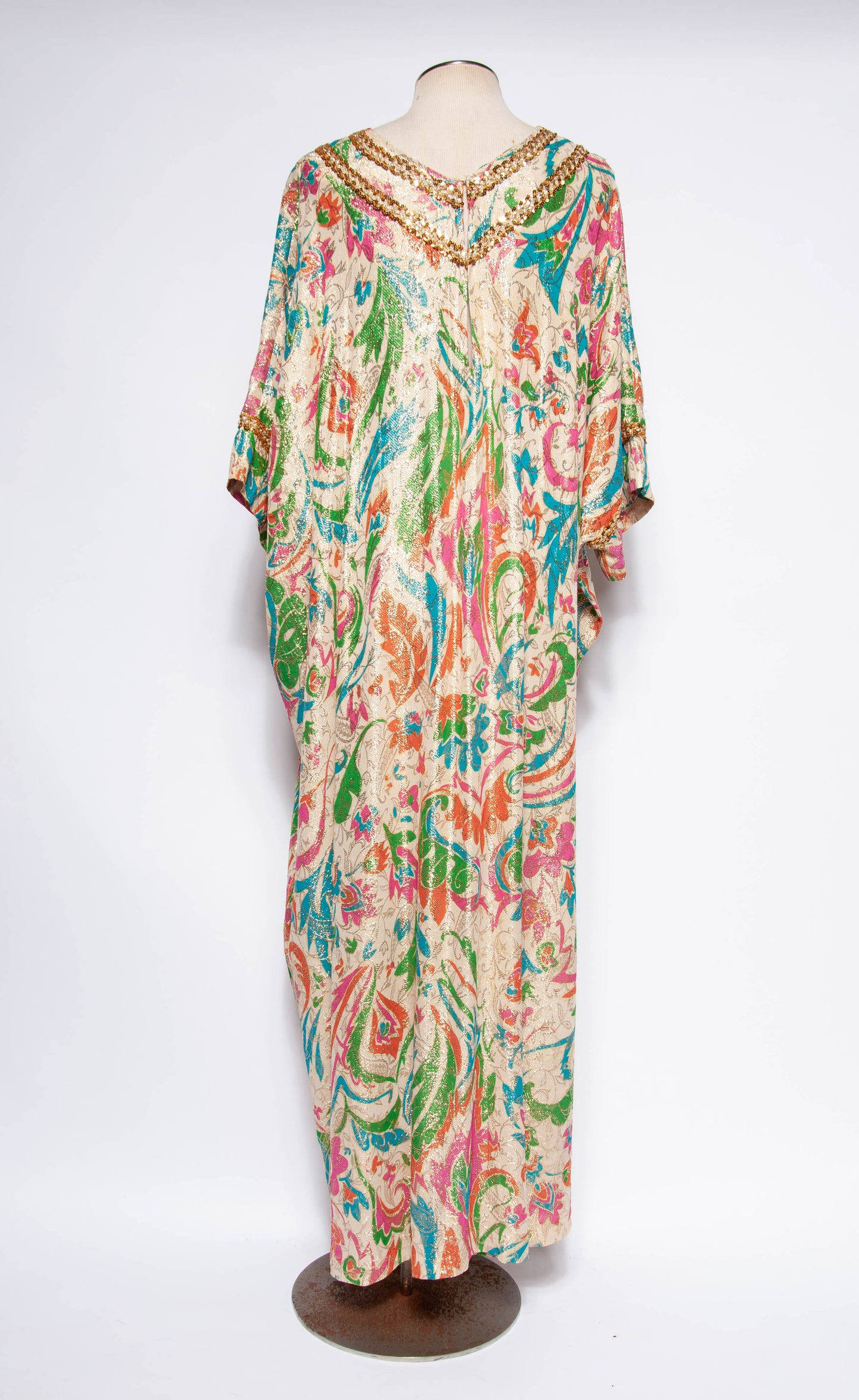 LUCIE ANN VINTAGE 1960S METALLIC MULTICOLOR CAFTAN