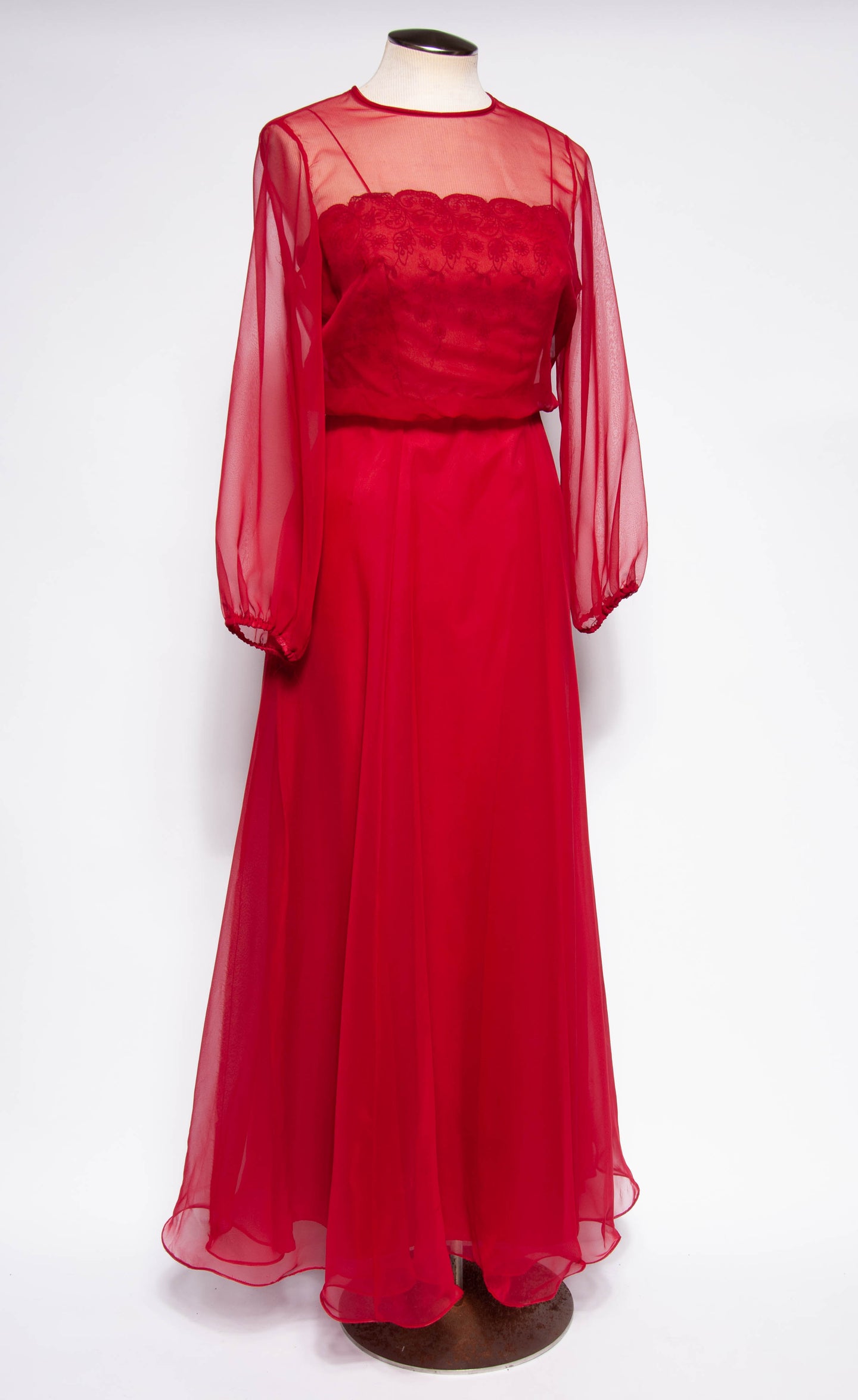 MISS ELLIETTE 1970S VINTAGE CRANBERRY CHIFFON EMBROIDERED GOWN