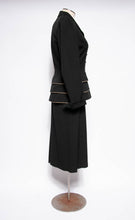 LILLI ANN DOCUMENTED 1953 BLACK RIPPLE WOOL "NEW LOOK" SKIRT SUIT