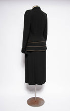 LILLI ANN DOCUMENTED 1953 BLACK RIPPLE WOOL "NEW LOOK" SKIRT SUIT